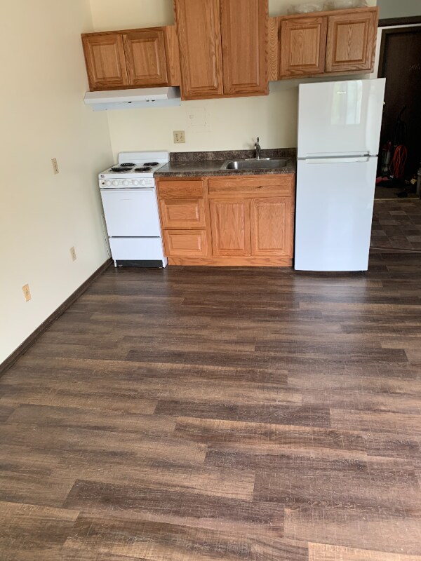 Foto principal - 454 W Dayton St