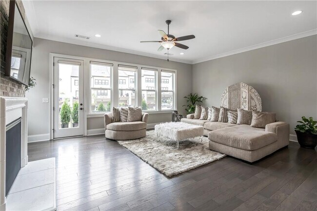 Foto del edificio - 6798 Cadence Blvd