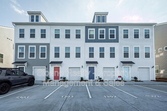 Building Photo - 4633 Forest Hills Dr