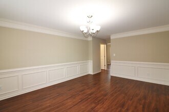 Building Photo - 1804 Gentle Bend Way