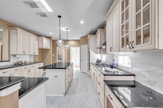 Foto del edificio - 5303 Riverstone Crossing Dr