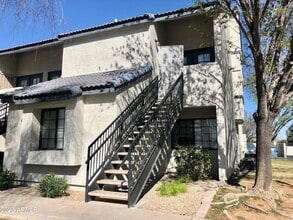 Building Photo - 3716 E University Dr