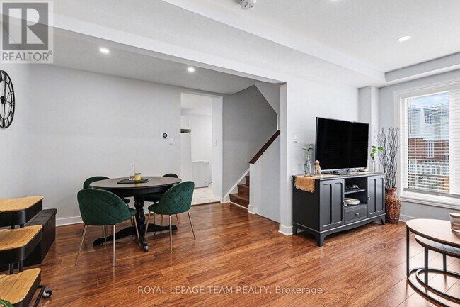 Photo du bâtiment - 146 Salter Crescent