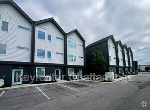 Building Photo - 3125 Riverwalk Parkway
