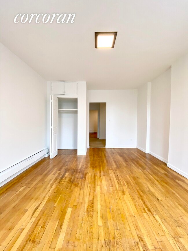 Building Photo - 1450 1st Avenue