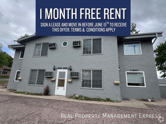 Building Photo - 1 Month Free Rent; 2 Bedroom Apartment loc...