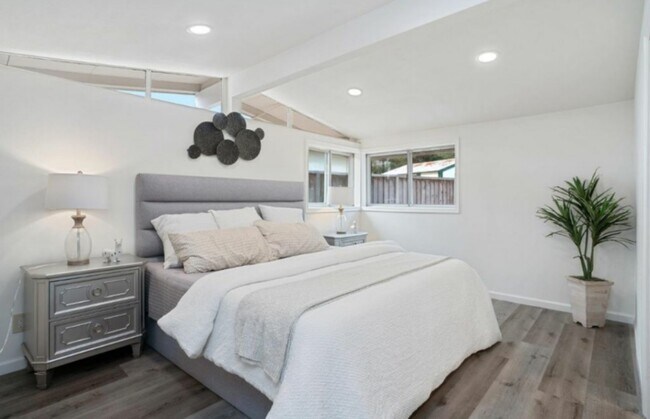 Foto del edificio - 10425 Calvert Dr
