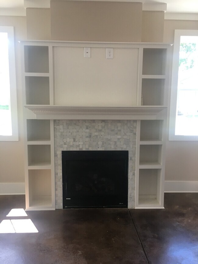 Foto del edificio - 2 Bedroom/ 1.5 Bath Home in North Nashvill...