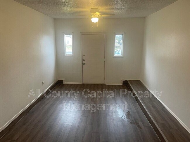 Building Photo - 5105 Teri Rd