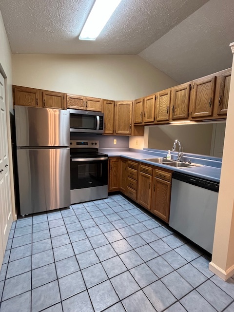 Building Photo - 150 Cypress Dr