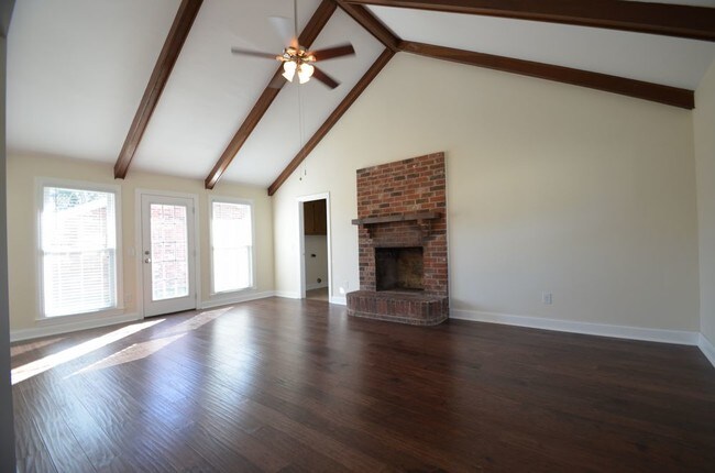 Building Photo - 319 Longleaf Rd