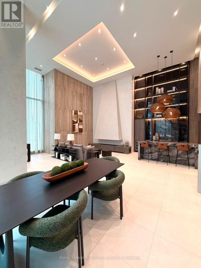 Building Photo - 10 Flavelle Trl