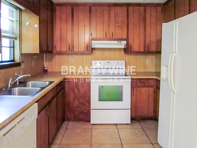 Foto del edificio - 5063 Springtree Ct