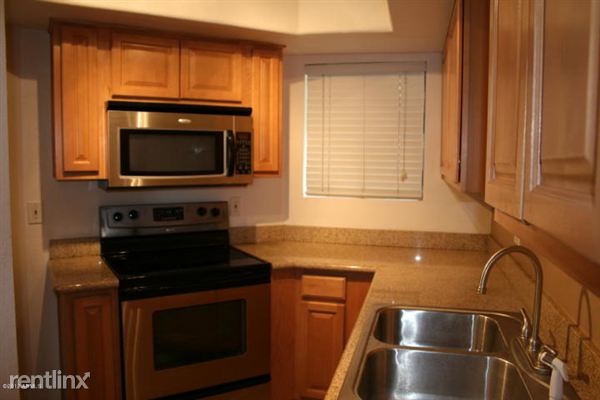 Building Photo - 985 N Granite Reef Rd