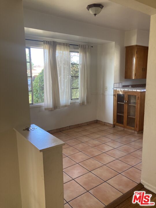 Foto del edificio - 1242 S Point View St