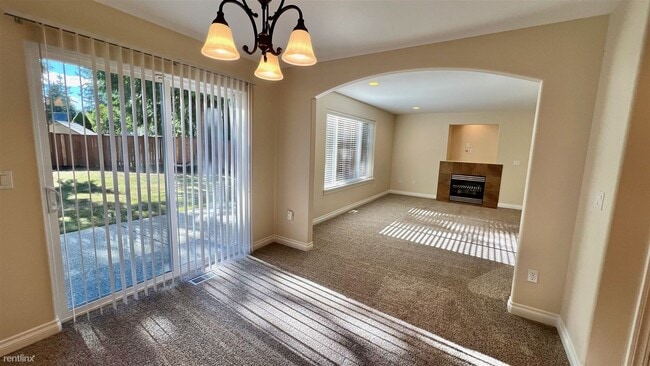 Building Photo - 3 br, 2.5 bath House - 14102B Serene Way