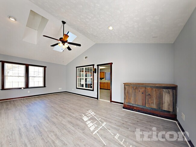 Foto del edificio - 2672 Thistle Brook Dr