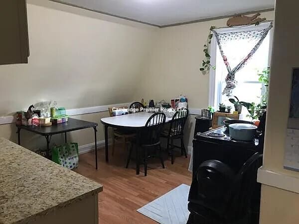 Building Photo - 13 Charnwood Rd