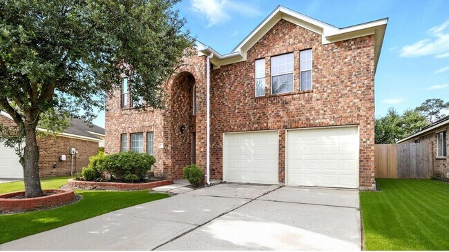 Foto del edificio - 5103 Beaubridge Ln