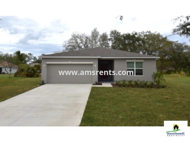 Building Photo - 711 Swallow Ln