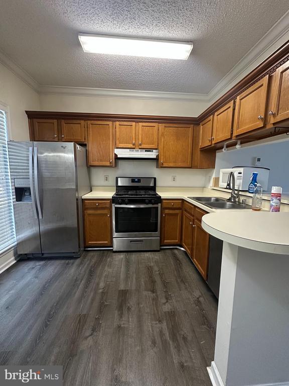 Building Photo - 3009 McMaster Ct