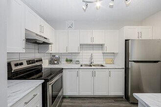 Building Photo - 300 Antibes Drive
