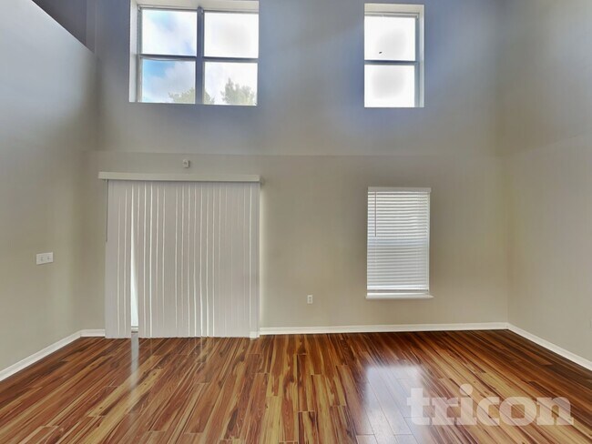 Foto del edificio - 76589 Longleaf Loop