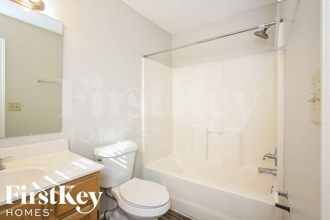 Foto del edificio - 7152 Moon Ct