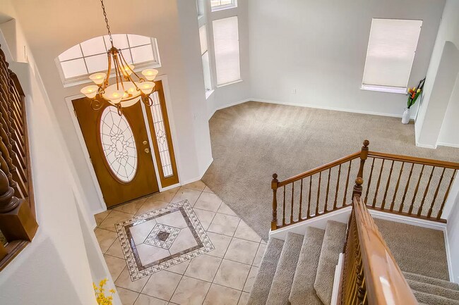 Foto del edificio - 9132 Autumn Rose Dr NE