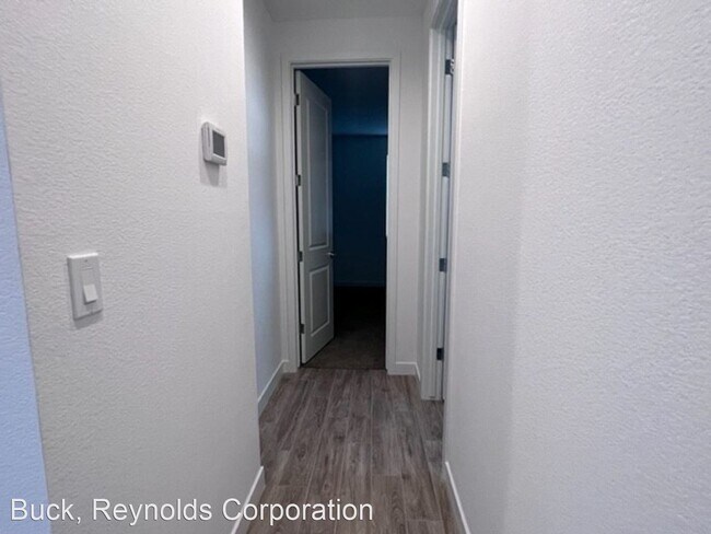 Building Photo - 2 br, 2 bath House - 3225 Secret Pass Canyon