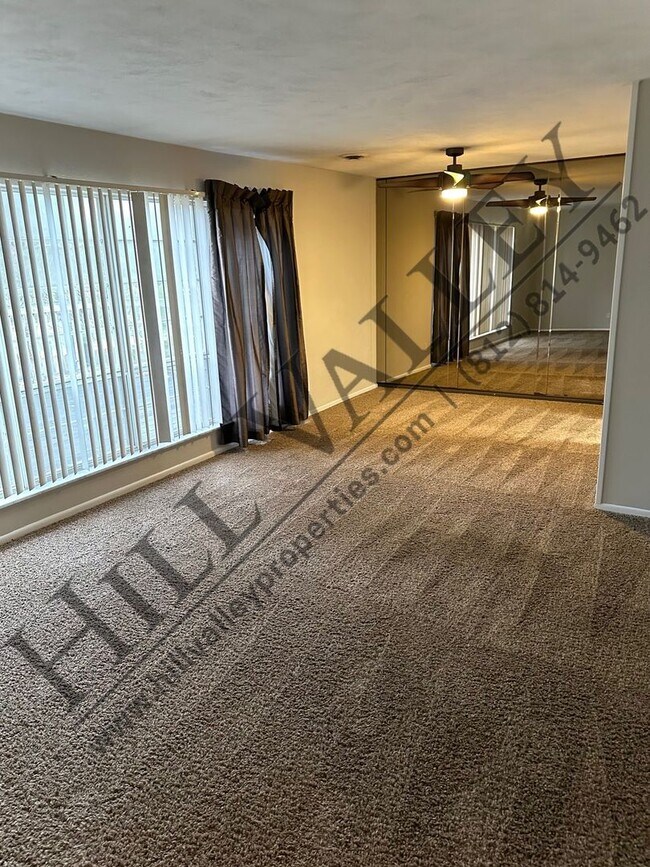 Building Photo - Two Bedroom Condominium