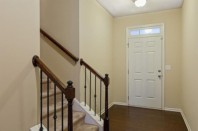 Building Photo - 5112 Acworth Landing Dr