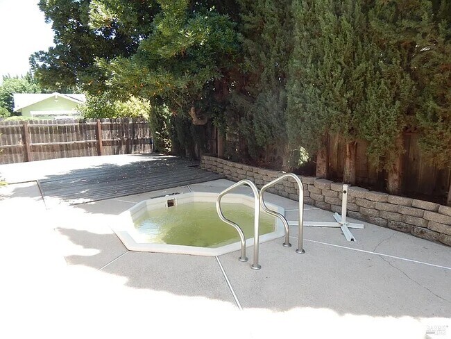 Foto del edificio - 400 Seville Pl