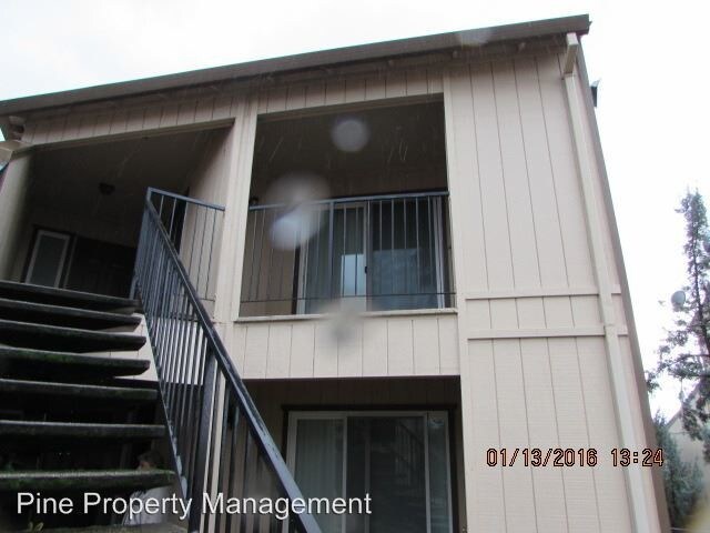 Foto principal - 837 Lake Blvd