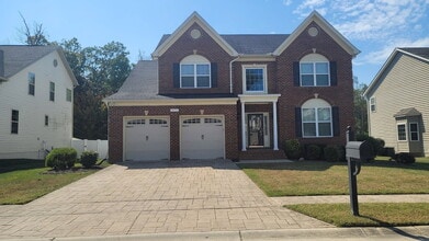Building Photo - 9575 Pep Rally Ln