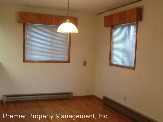 Building Photo - 3 br, 1 bath House - 1110 NE 259th Street