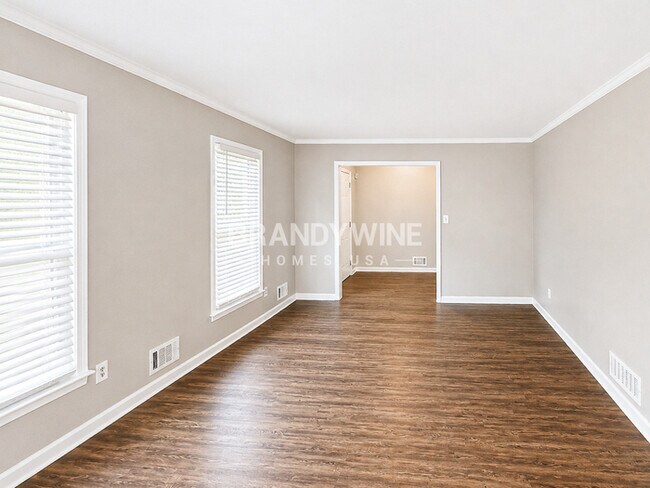 Building Photo - 4520 Dorset Cir