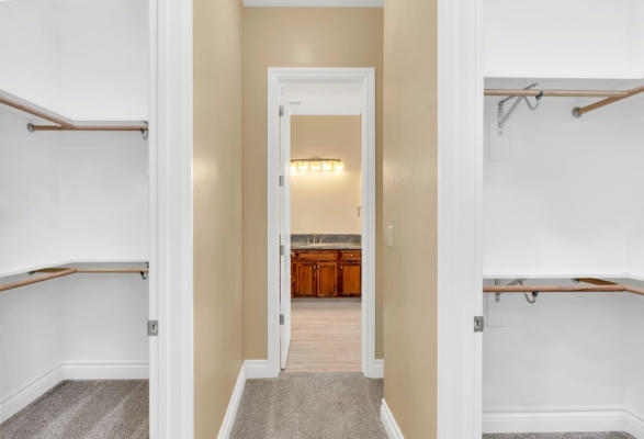 Foto principal - 8305 Lake Shore Dr