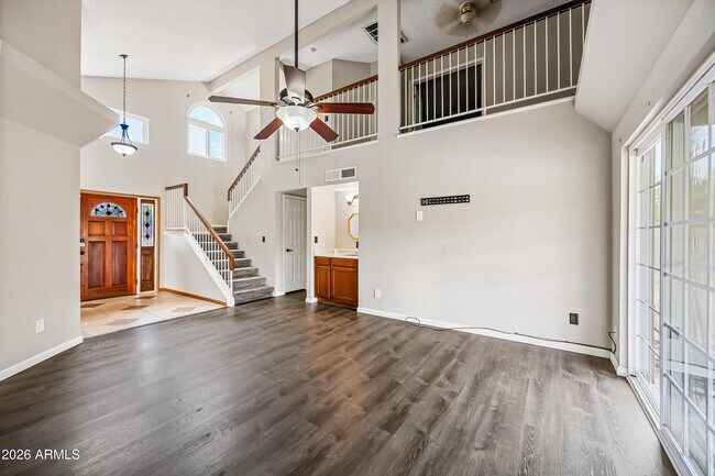Foto del edificio - 610 N Rosemont Cir