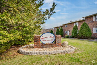Building Photo - 106 Lori Ann Dr