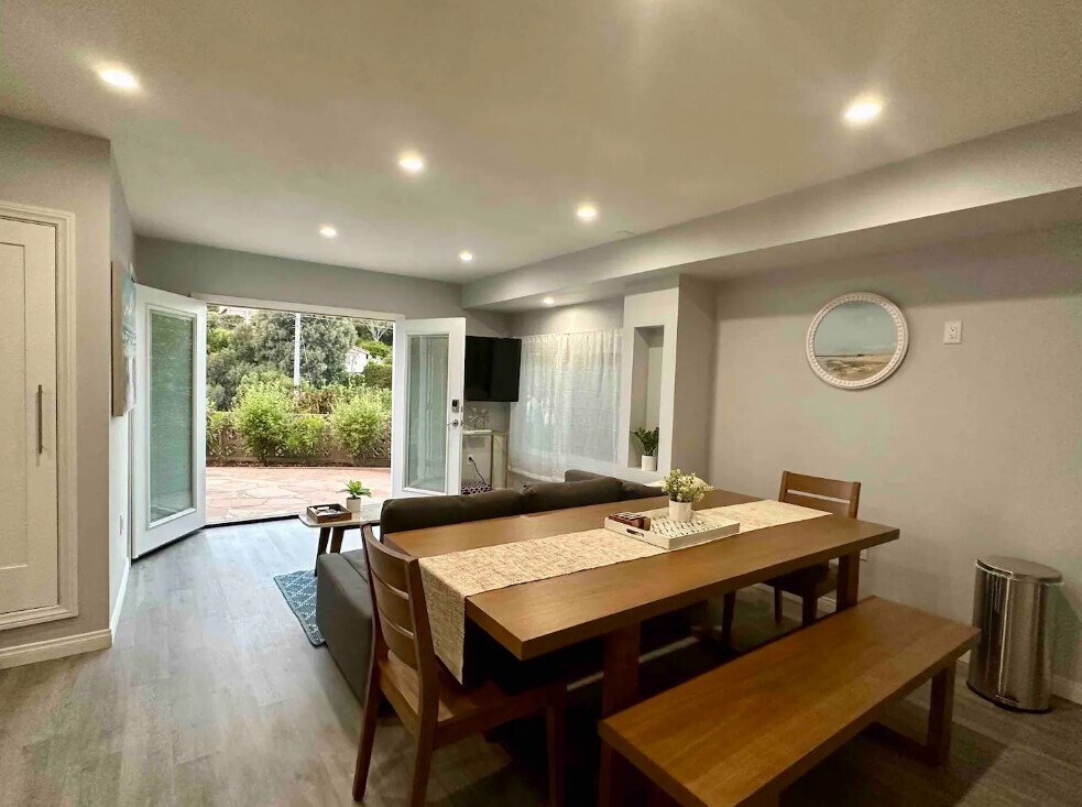 Foto principal - 3314 Macaulay St