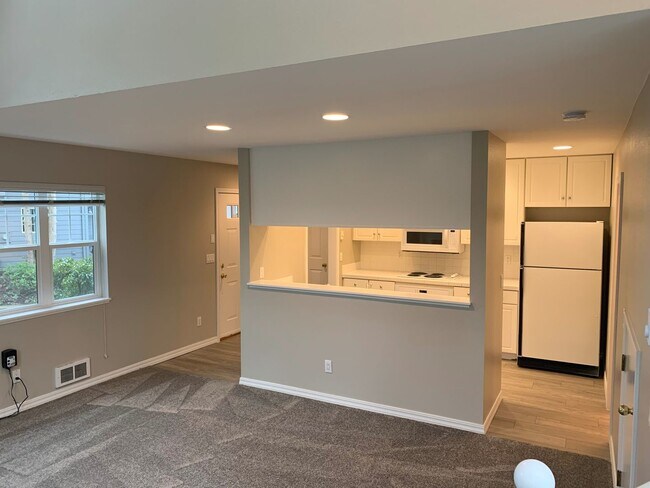 Foto del edificio - 9613 NW Miller Hill Dr