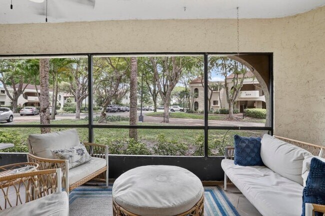 Foto del edificio - 6328 Longboat Ln W