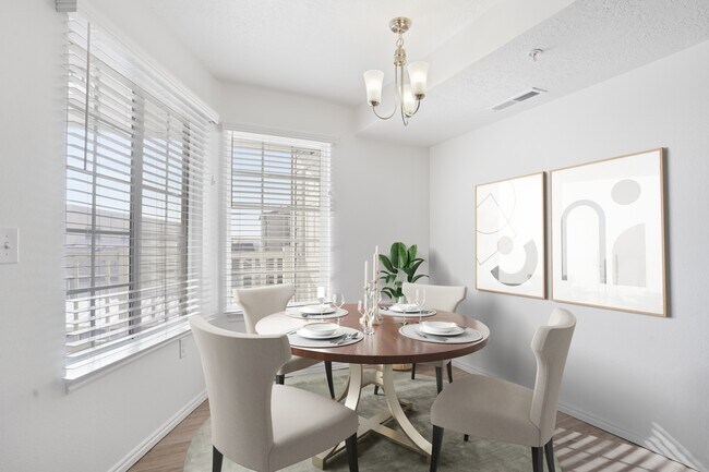 Dining Area - Shoreline North Salt Lake Apartments