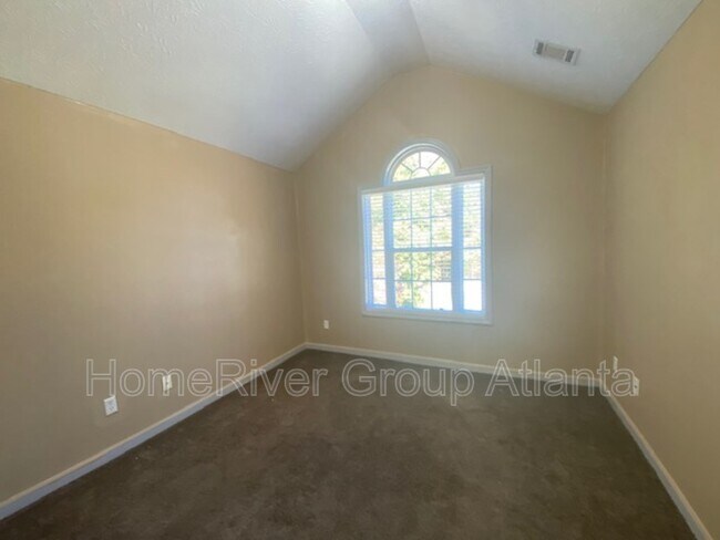 Building Photo - 836 Eagles Nest Cir