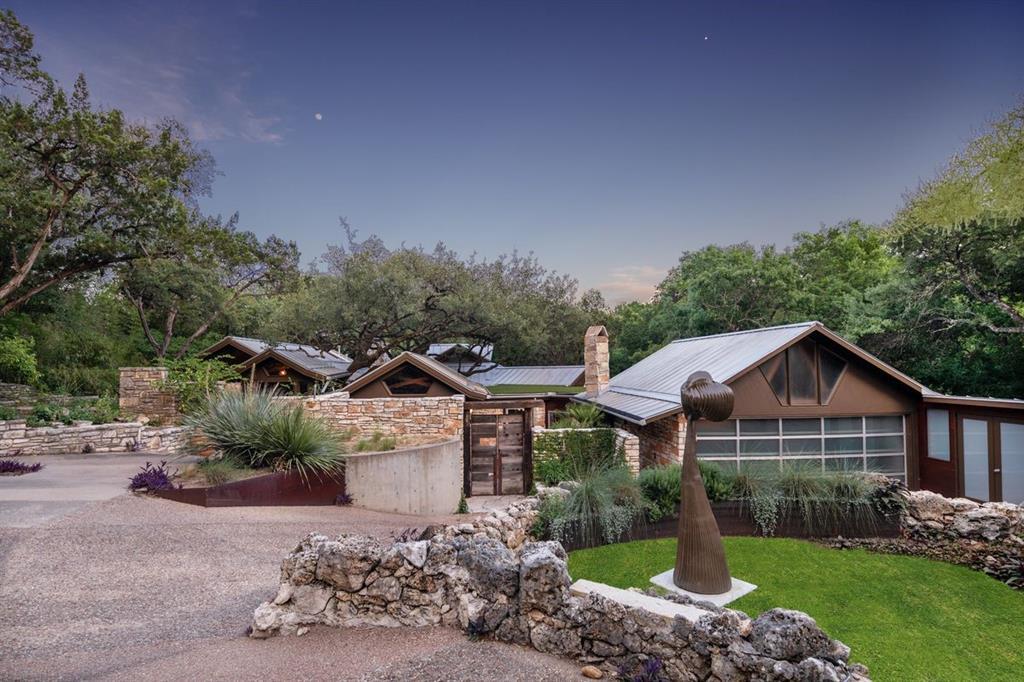 Foto principal - 2707 Valley Spring Rd