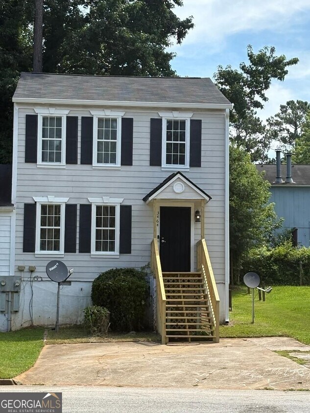 Photo - 3464 Kingswood Trail (Decatur, GA)