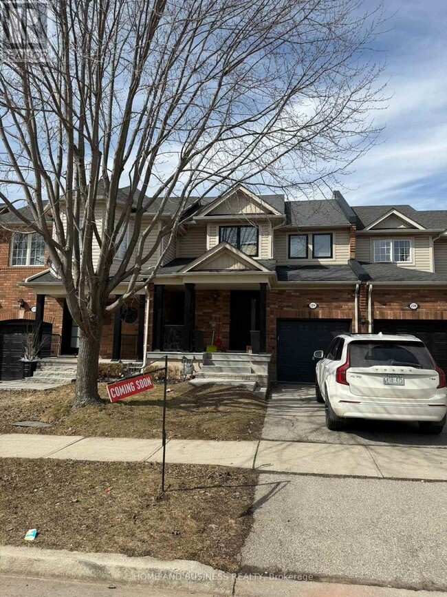 Building Photo - 2374 Baintree Crescent