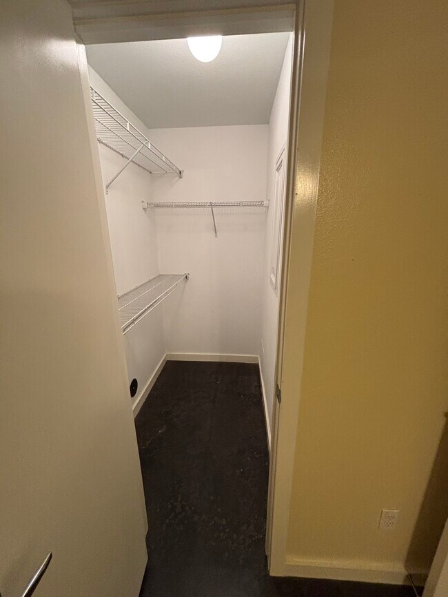 Foto del edificio - 2429 Wentworth St