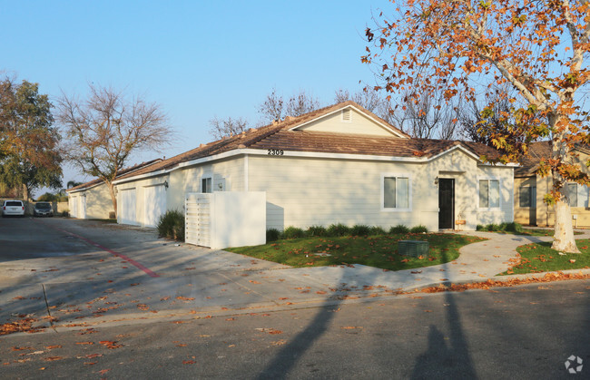 Edificio - Liberty Park Apartments